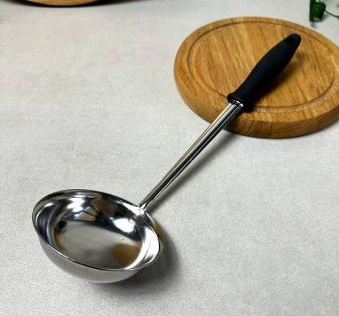 Половник нерж. 140мл черная ручка (П) h